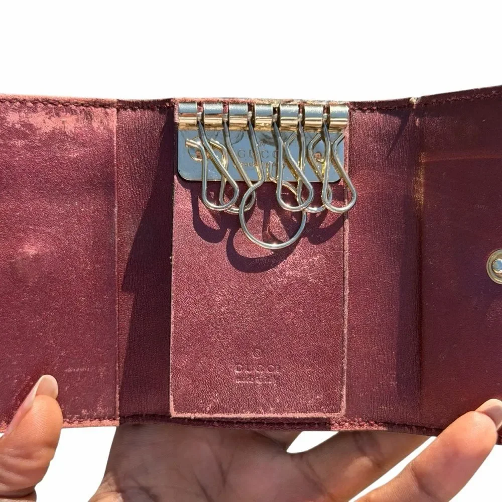 Gucci Guccissima Lovely Hearts Key Holder Metallic Burgundy 6 Hook Wallet - Picture 9 of 12